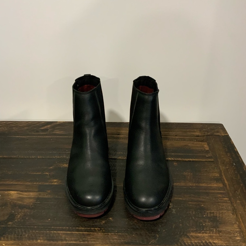 Timberland Kori Park Chelsea boots black leather block heel and red sole Sz 9.5 - Picture 7 of 10